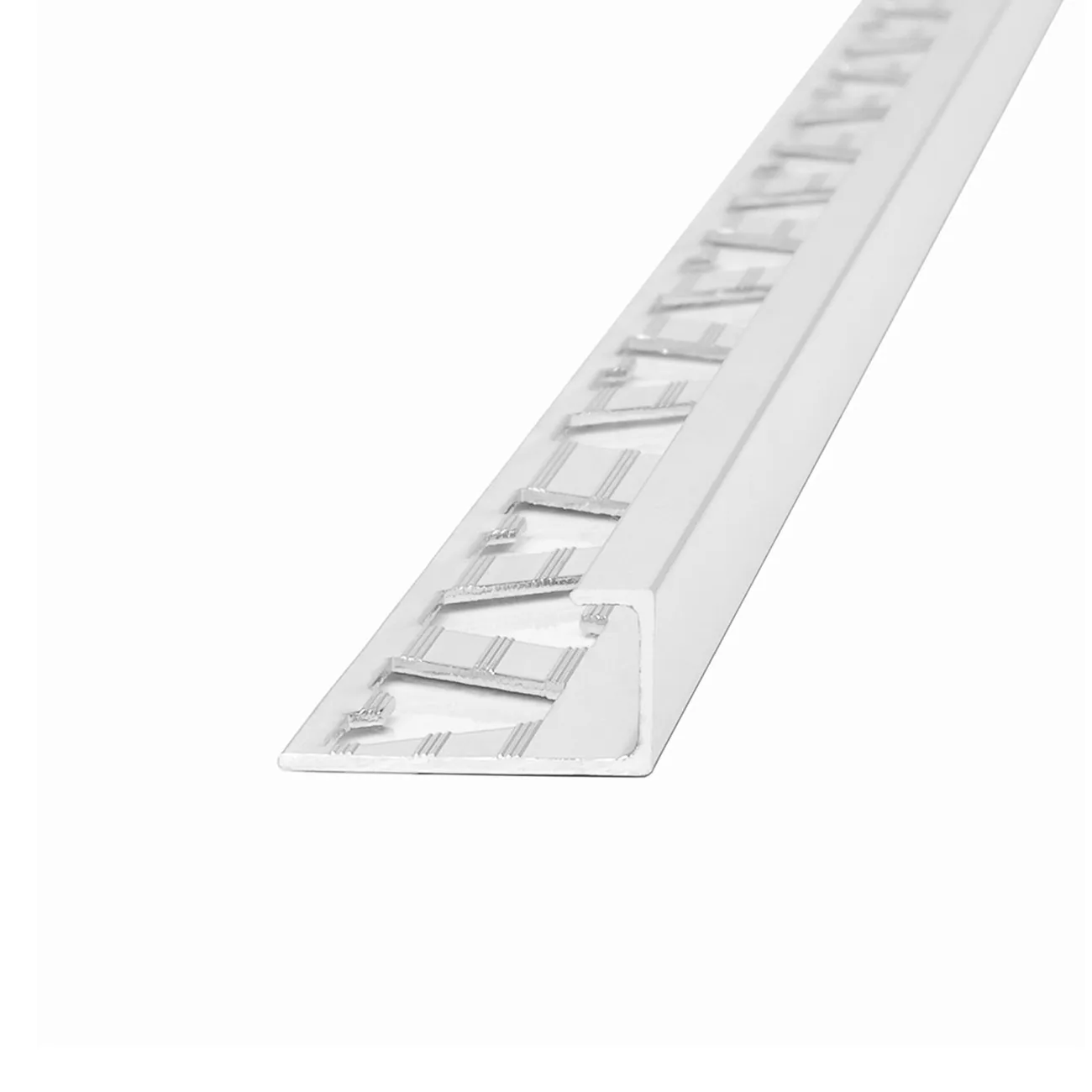Atrim varilla aluminio en l 12mm x 2,5m cromo brillante